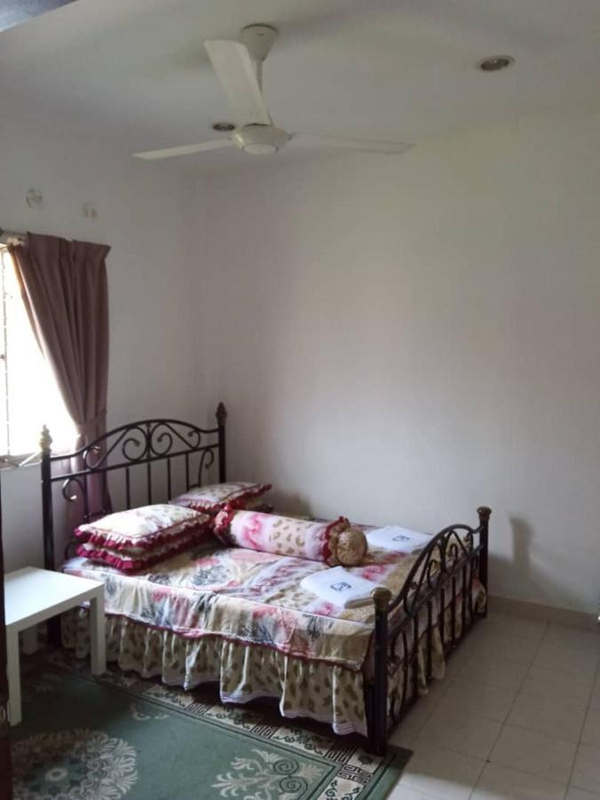 Rumah percutian Homestay Larkin, Jalan Sukarela